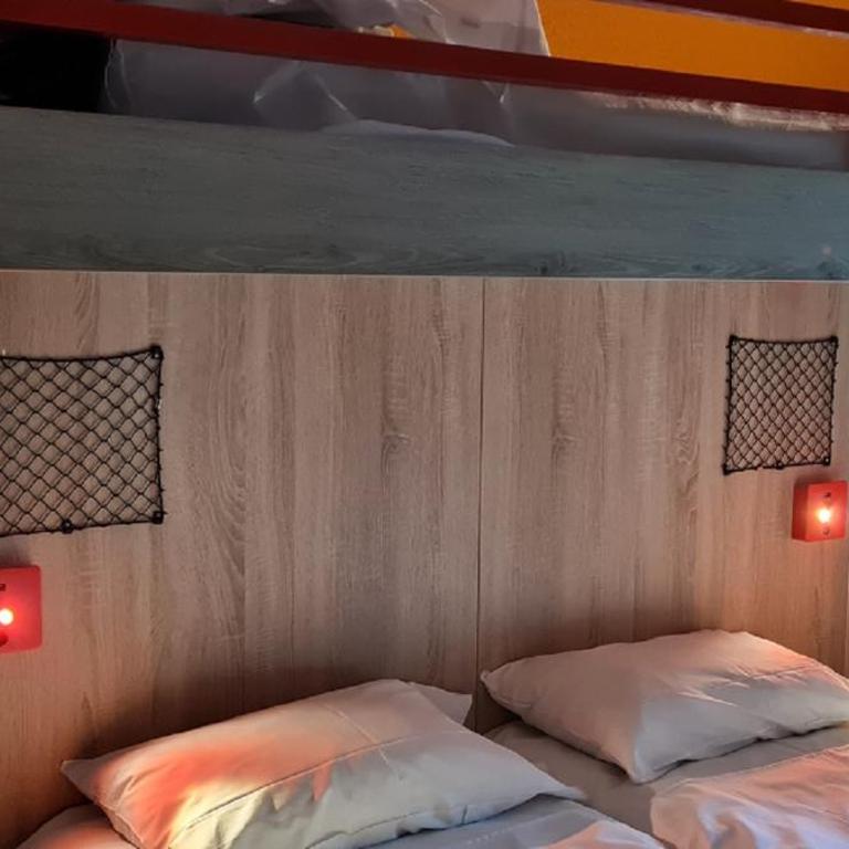 hotelF1 Fréjus Roquebrune sur Argens - Chambre Break avec Salle de Bains Commune - 7