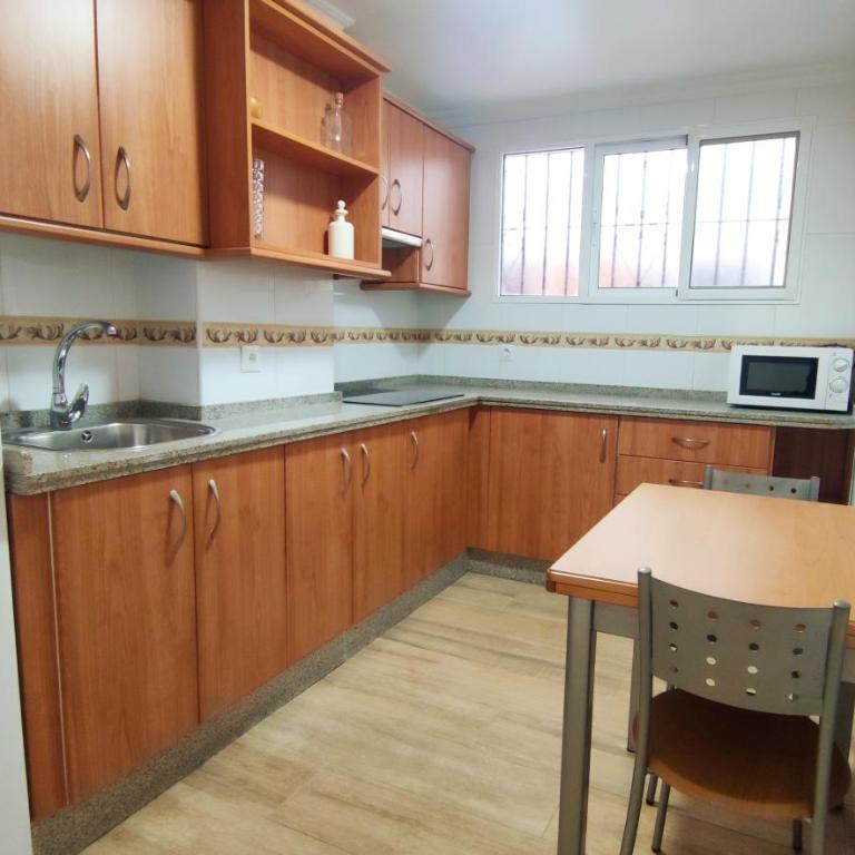 EA! Las Arenas Family - Alojamientos La Torre - Apartamento de 3 dormitorios - 9