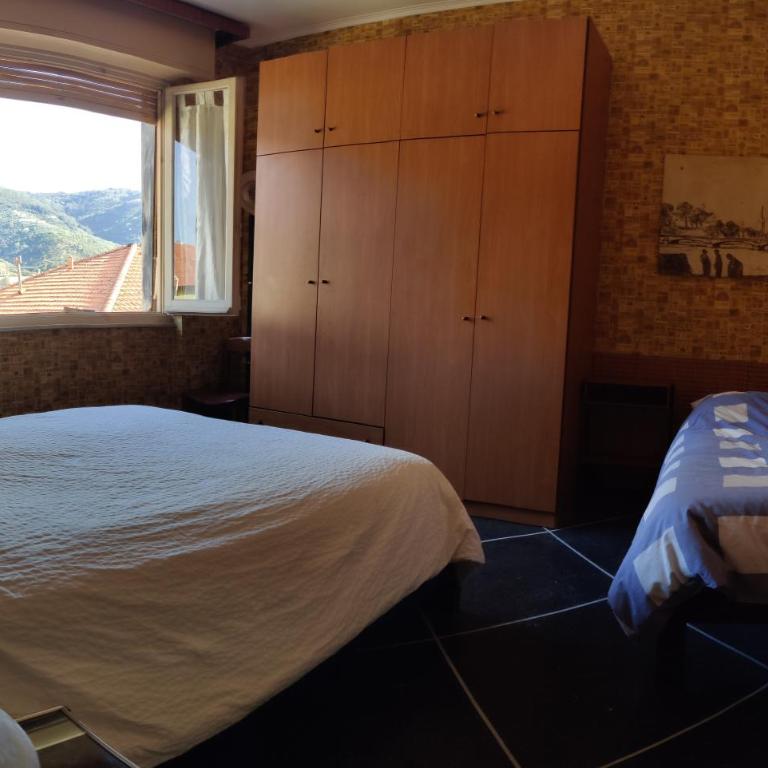 Top-Location-bright-fastWI-FI - Two-Bedroom Apartment - 6