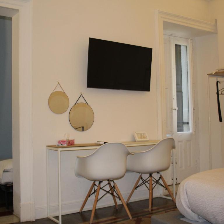 Palazzo del Verga - King Suite with Balcony - 29