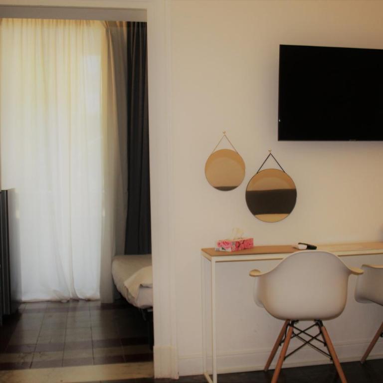 Palazzo del Verga - King Suite with Balcony - 27