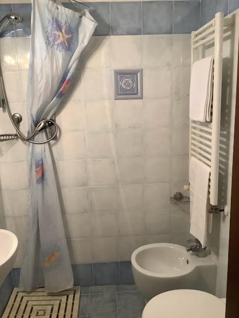 Hotel Savona - Camera Singola con Bagno Privato - 11