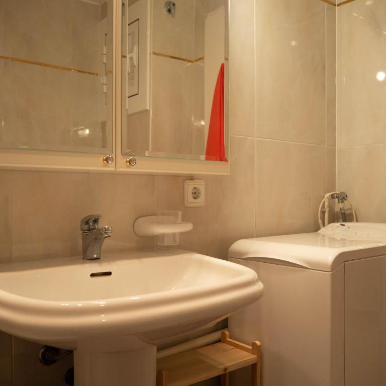 Catalunya Apartament per 4 persones en edifici del passeig marítim amb vistes sobre la Vall d'Aro - Apartamento de 1 dormitorio - 37