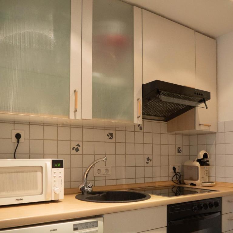 Catalunya Apartament per 4 persones en edifici del passeig marítim amb vistes sobre la Vall d'Aro - Apartamento de 1 dormitorio - 28