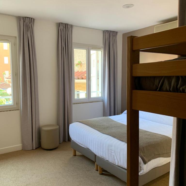 Hôtel Beau Rivage - Chambre Familiale avec Vue sur le Parc - 7