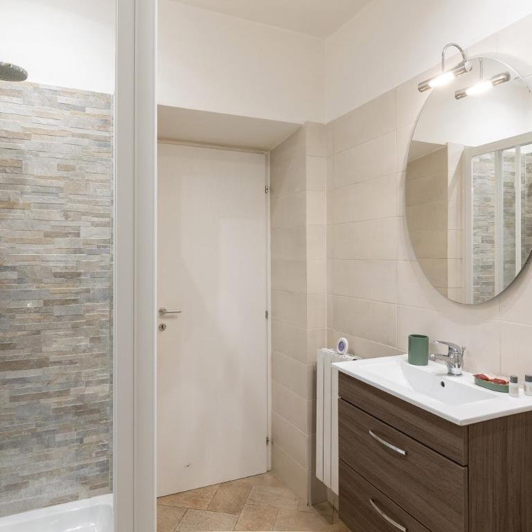 Rome As You Feel - Charming Abode in Trastevere - Appartamento con 2 Camere da Letto - 9