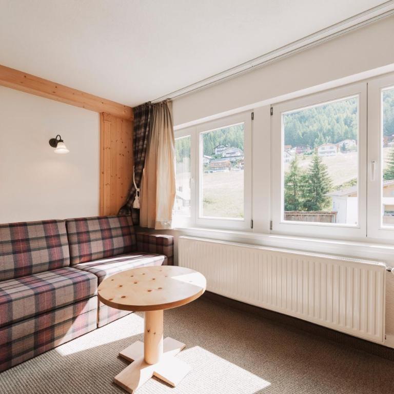 Wellness Aparthotel Panorama Alpin - Ferienwohnungen Jerzens im Pitztal - Großes Apartment mit 2 Schlafzimmern - 6