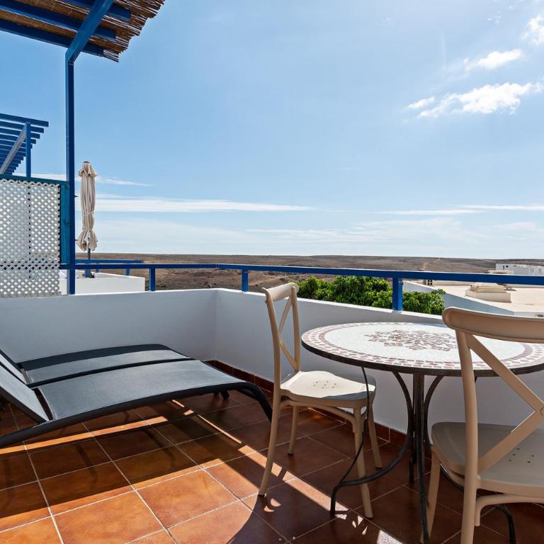 3BR Home - Private Heated Pool - Parking - Villa with Private Pool - 28