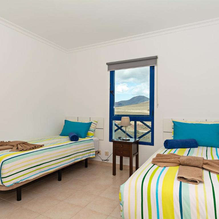 3BR Home - Private Heated Pool - Parking - Villa with Private Pool - 23