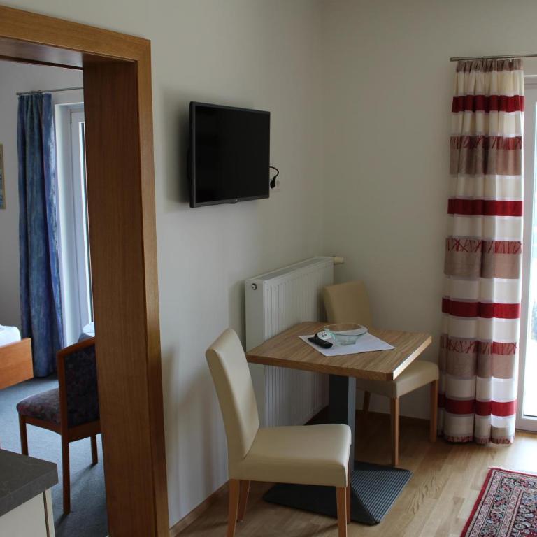 Haus Franz - Apartment mit Bad - 7