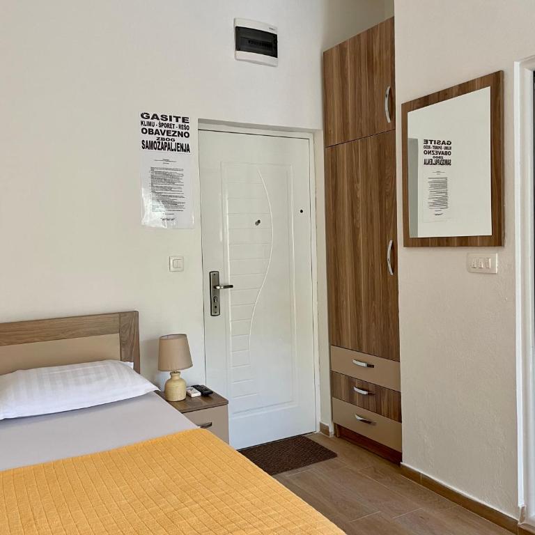 Apartment Center - One-Bedroom Apartment - 4