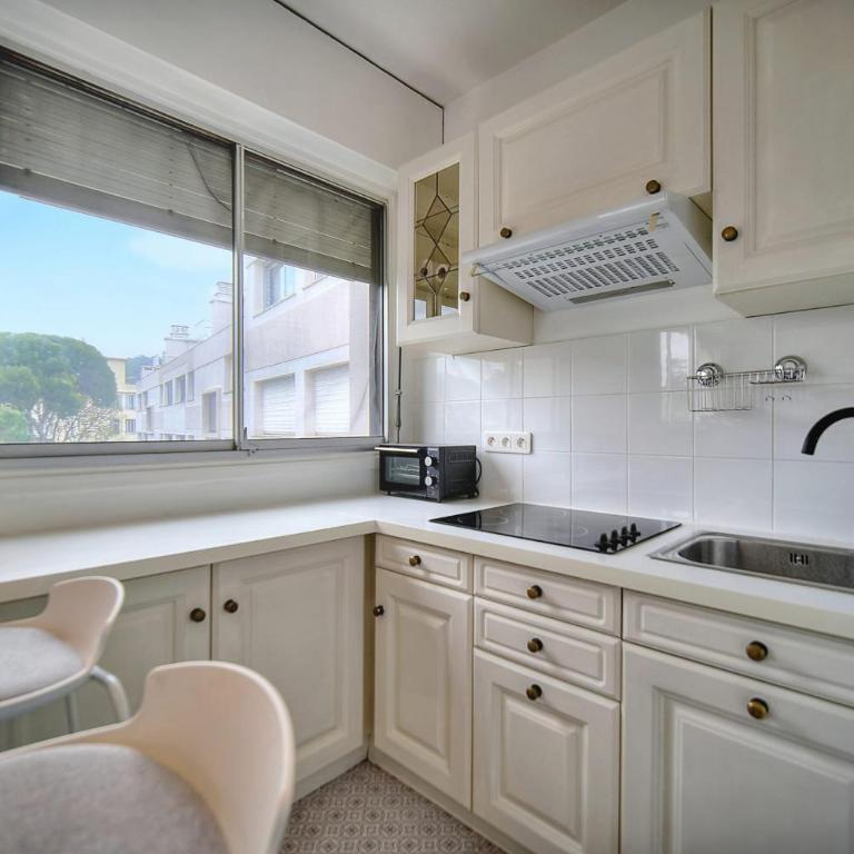 Upstays California View 29m Studio - Studio - 12