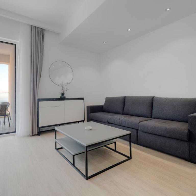 Modern Two Bedroom Apartment with Partial Sea View, Pool and Parking - Two-Bedroom Apartment - 16