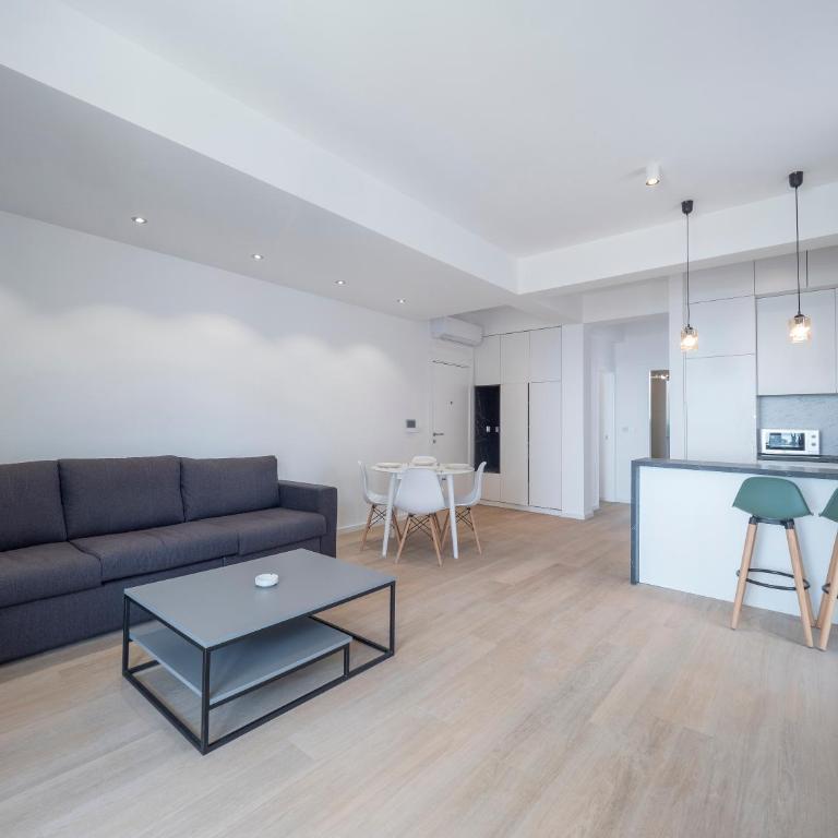 Modern Two Bedroom Apartment with Partial Sea View, Pool and Parking - Two-Bedroom Apartment - 21