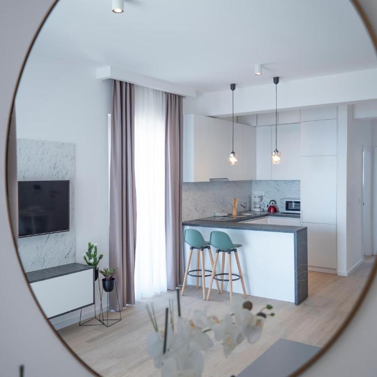 Modern Two Bedroom Apartment with Partial Sea View, Pool and Parking - Two-Bedroom Apartment - 12