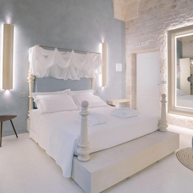 Vico Bianco Raro Smart Rooms Collection - Deluxe Double Room - 6