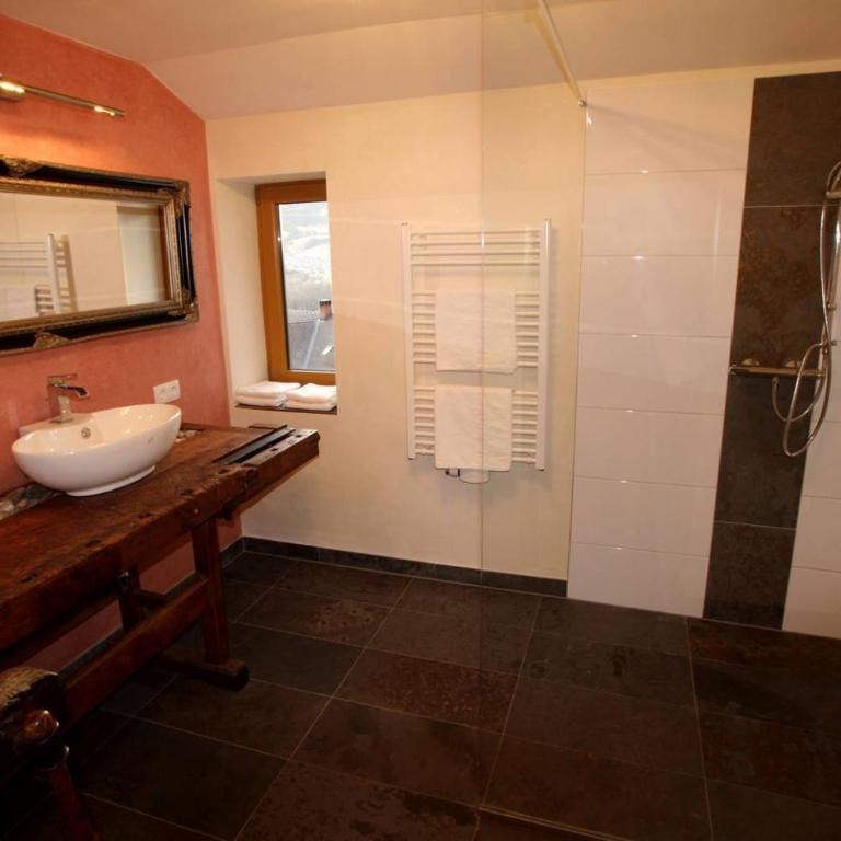 Ortnerhof Ennstal - Familiensuite mit Balkon - 1