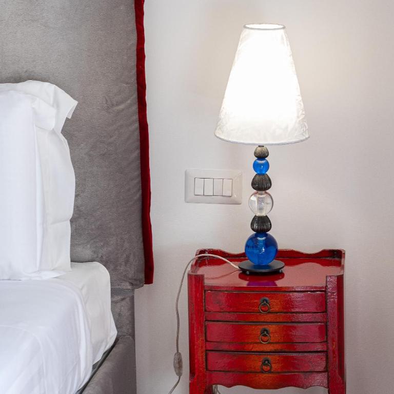Suite della Pigna - Junior Suite with Balcony - 8