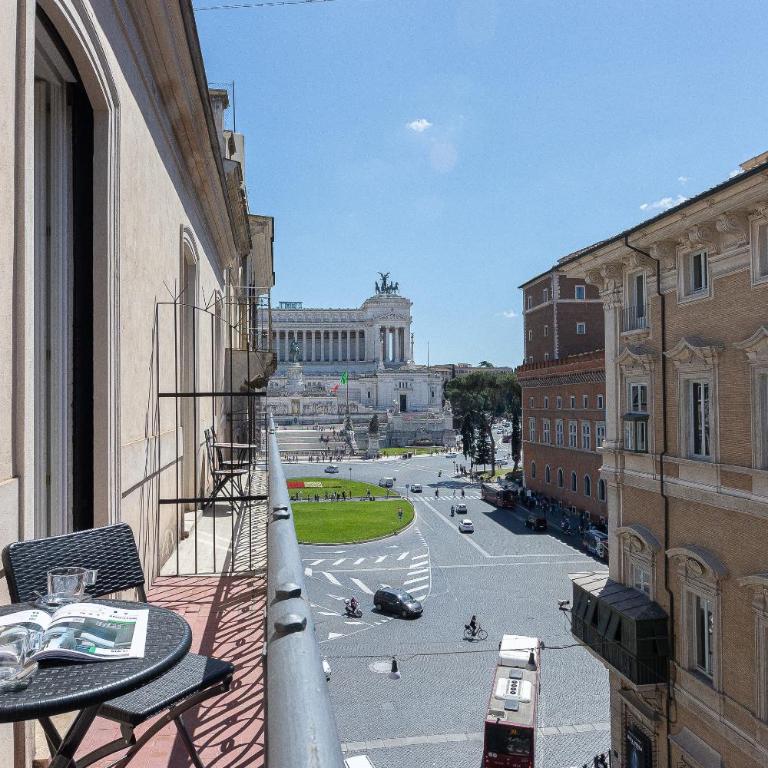 Suite della Pigna - Junior Suite with Balcony - 27