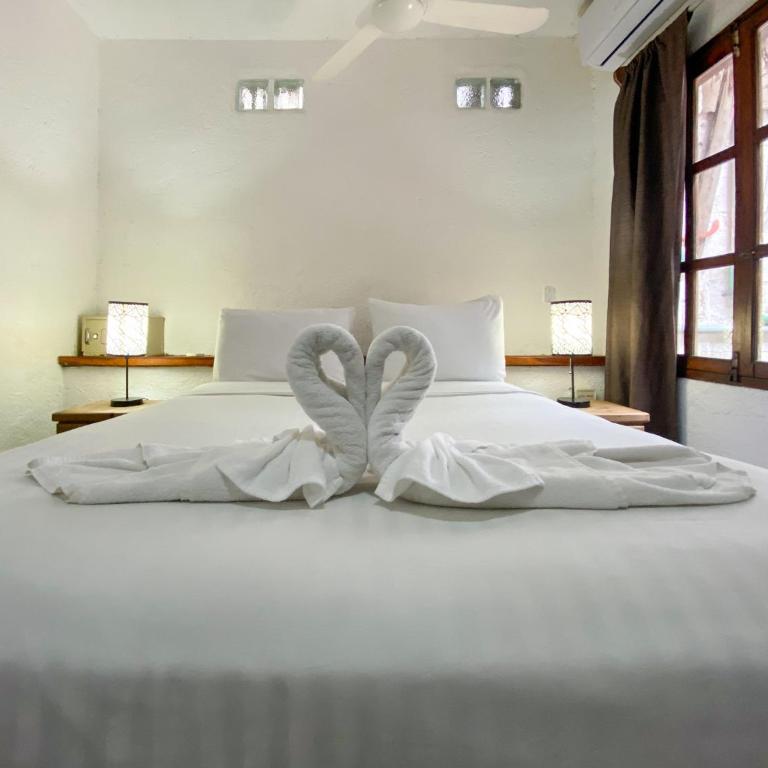 Hotel Casaejido - Budget Triple Room - 2