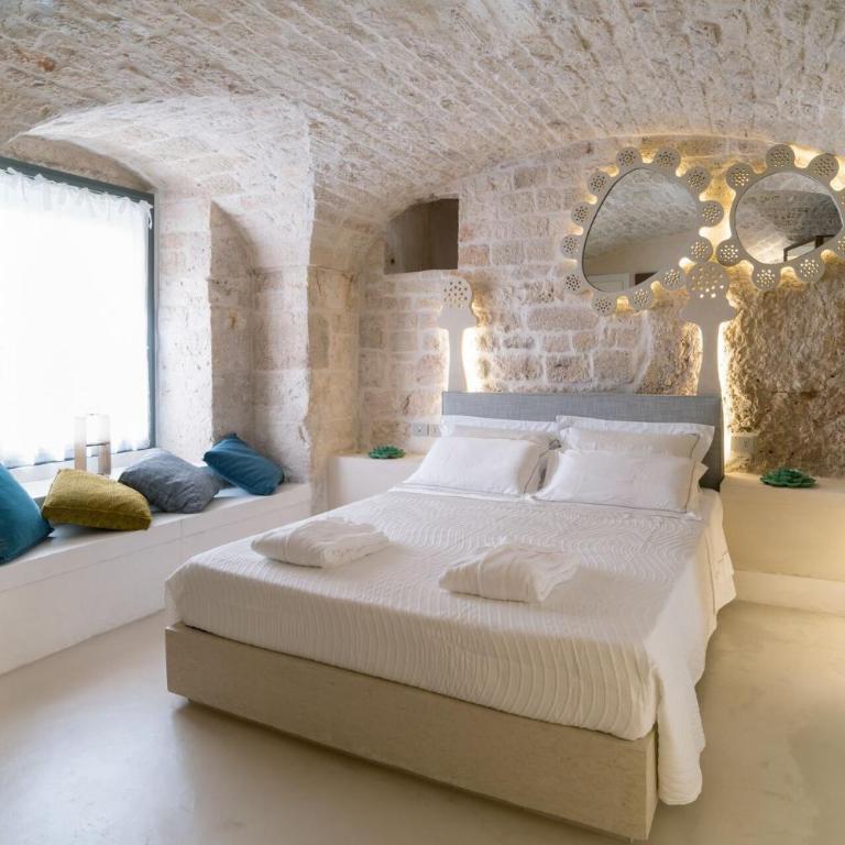 Vico Bianco Raro Smart Rooms Collection - Large Double Room - Cave - 8