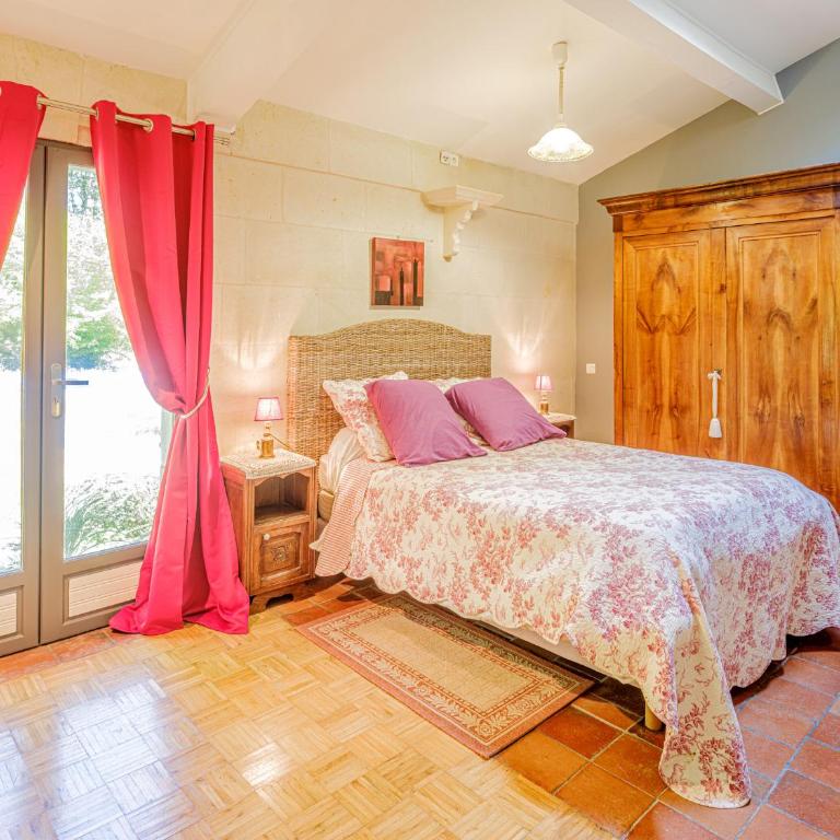 Clos du Bois Brard B&B - Chambre Triple - Côté Piscine - 1