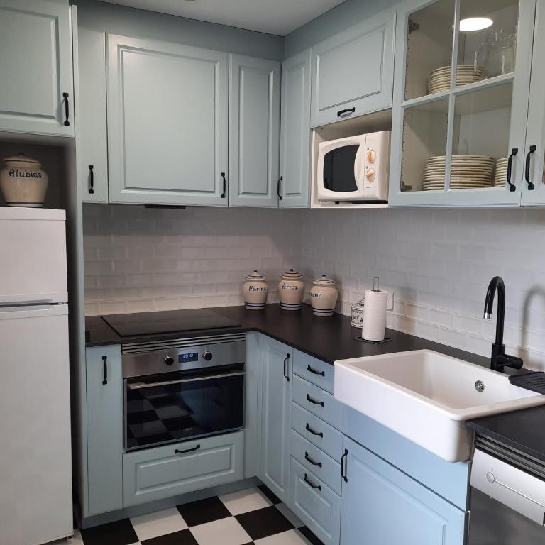 Vivienda Vacacional San Antonio - Casa de 6 dormitorios - 15