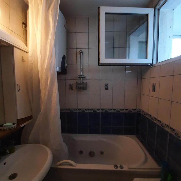 Bliri Bliri - Apartman - 9