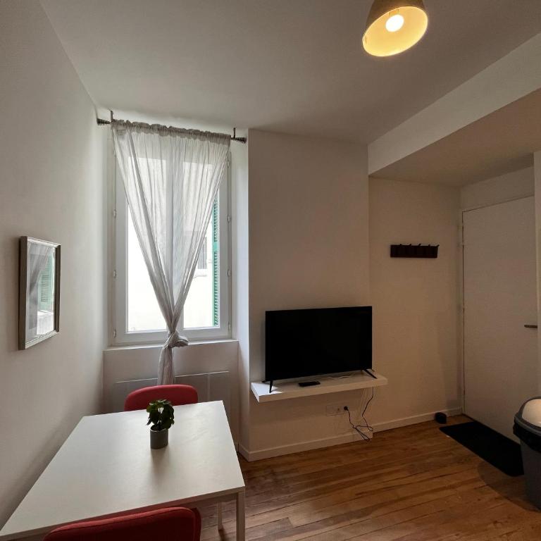 Charmant T1 Bis proche Gare et Centre Ville - Appartement 1 Chambre - 16