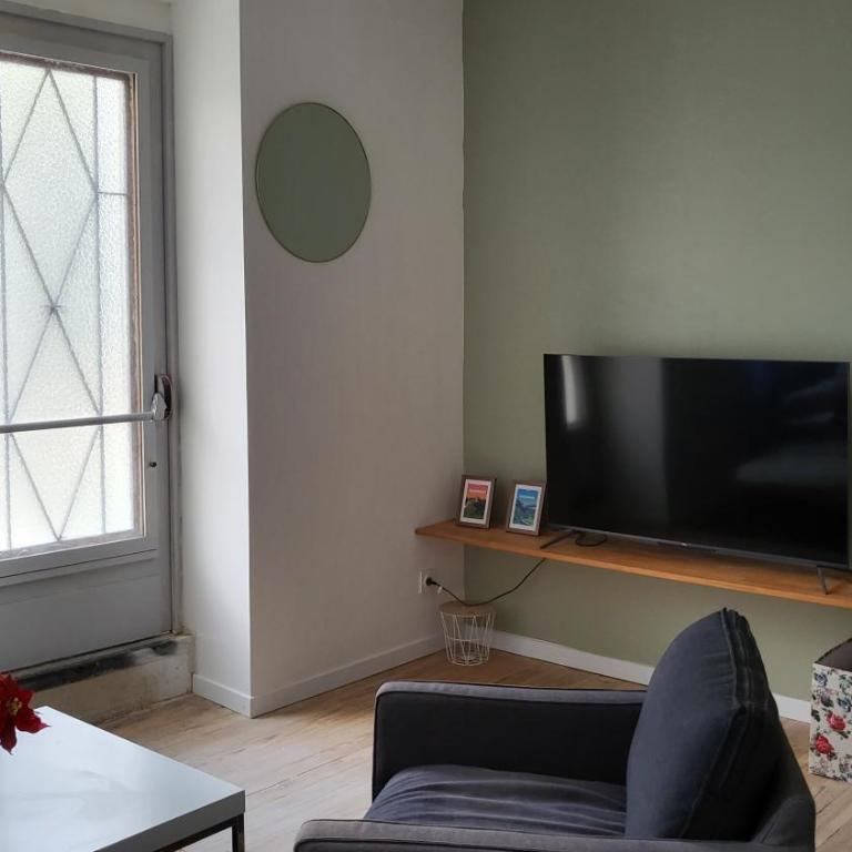 Charmant 2 pièces avec terrasse proche centre ville - Parking Gratuit à proximité - Appartement 1 Chambre - 23