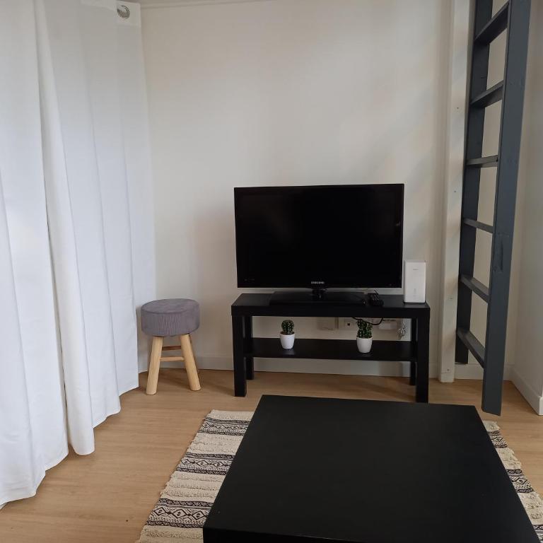 Studio avec terrasse en résidence calme à Dijon. - Appartement 1 Chambre - 3