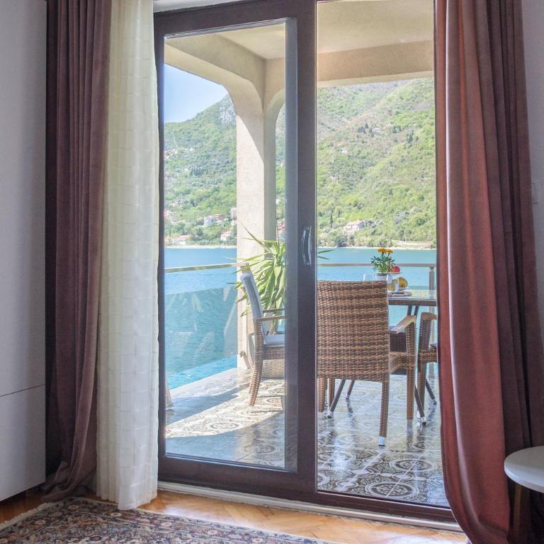 Apartments MaXhit - Apartman s 1 Spavaćom Sobom, Balkonom i Pogledom na More - 16