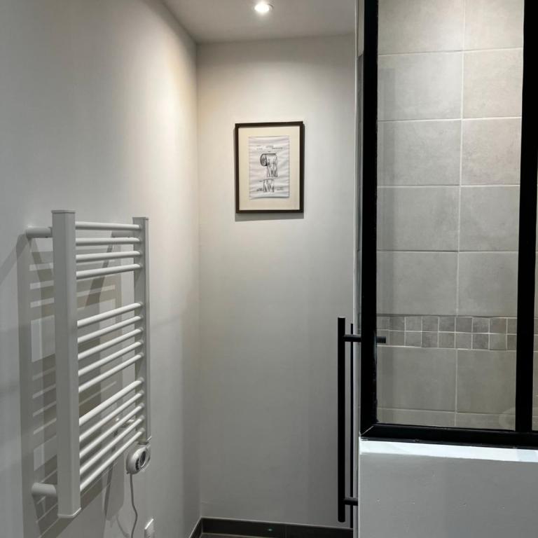 Escapade à Lourdes dans T2 Bis proche Gare et Centre ville - Two-Bedroom Apartment - 8