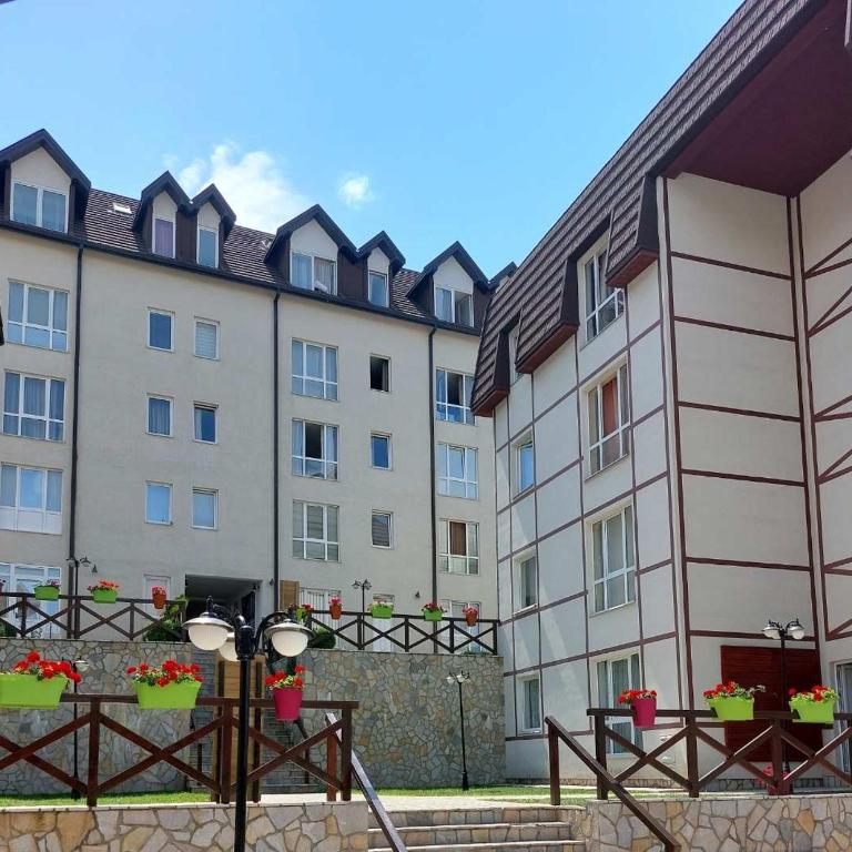 Čar30 Kraljevi čardaci - Standardni Studio - 38