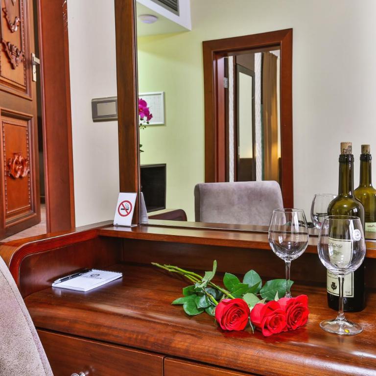 Hotel Premier - Porodični Suite sa 2 Spavaće Sobe - 1