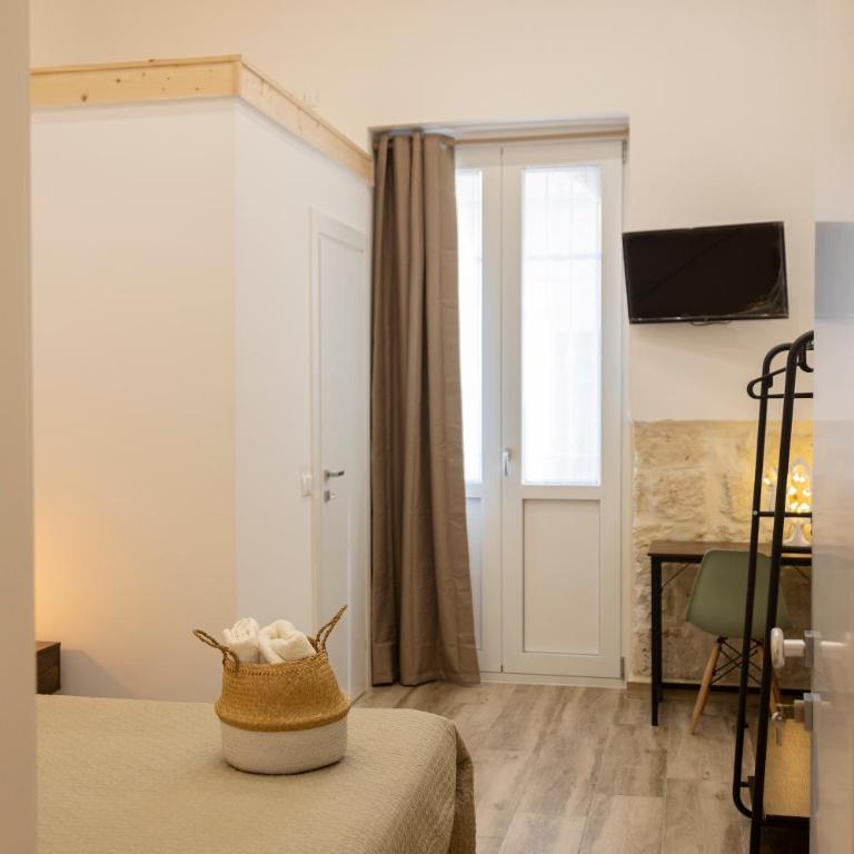 Apulian House - Camera Matrimoniale con Bagno Privato - 1