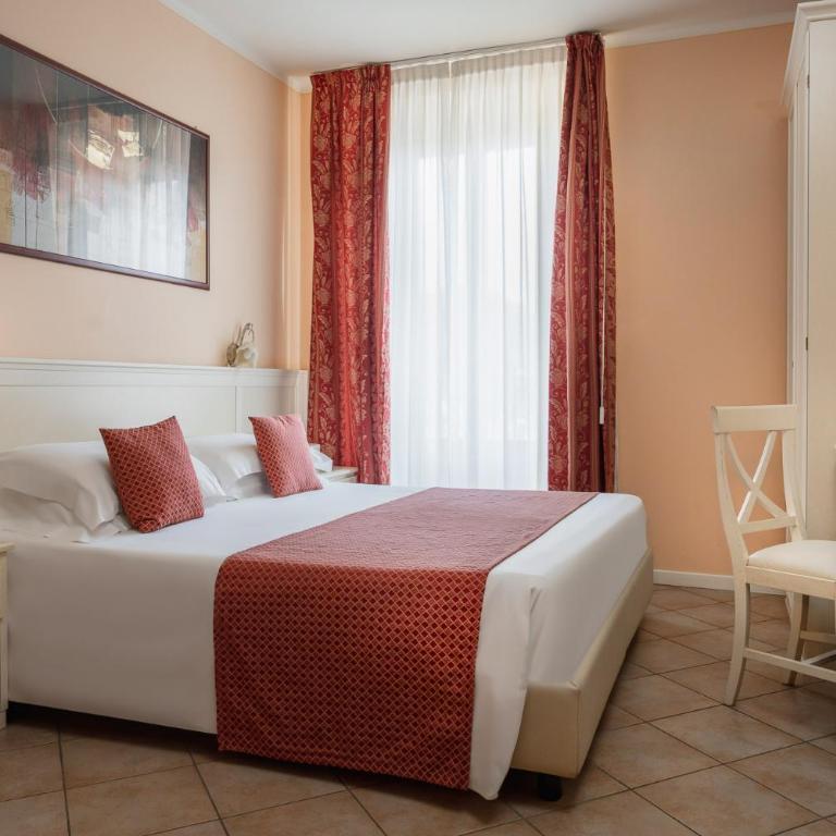 Hotel Mayer & Splendid - Wellness e Spa - Camera Matrimoniale/Doppia con Letti Singoli con Vista Città - 3