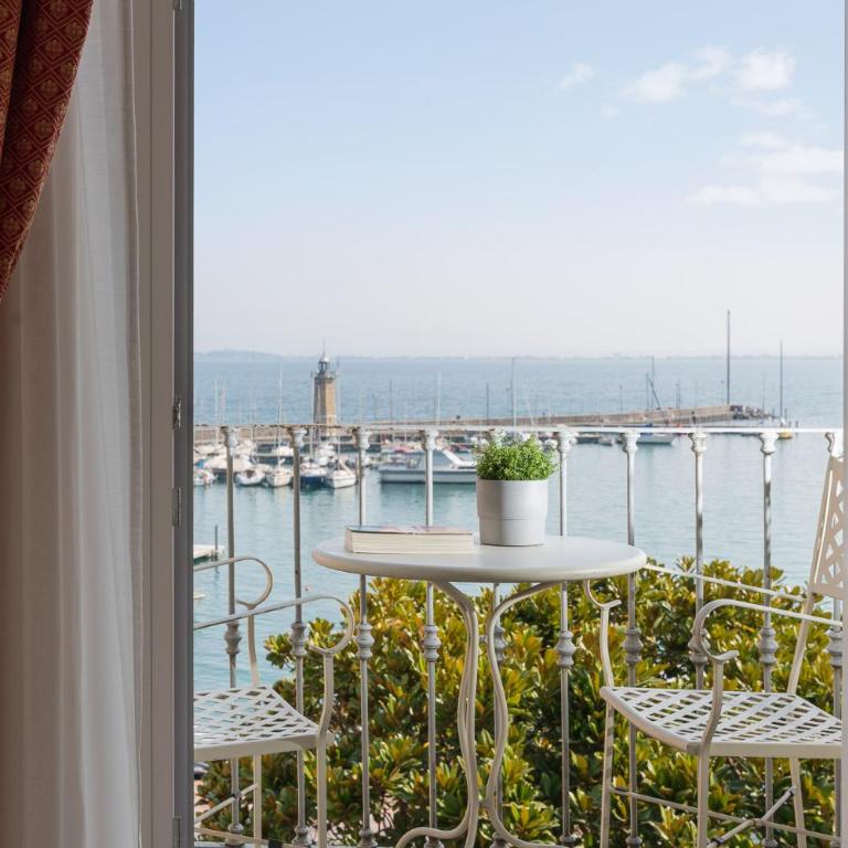 Hotel Mayer & Splendid - Wellness e Spa - Junior Suite con Balcone e Vista Lago - 2