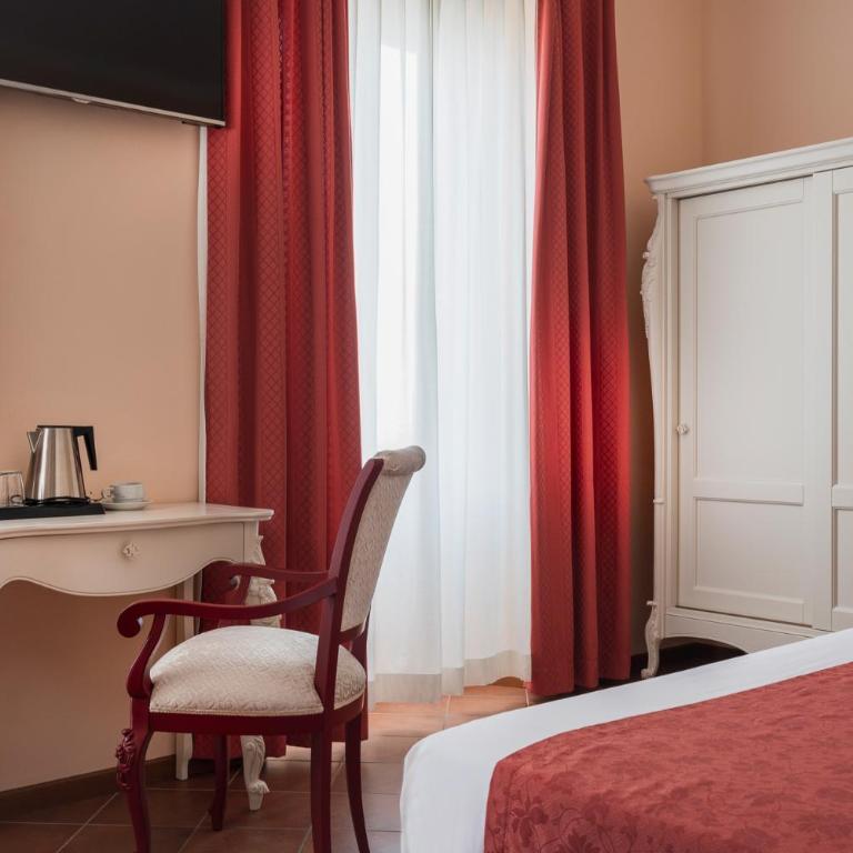 Hotel Mayer & Splendid - Wellness e Spa - Camera Matrimoniale con Balcone e Vista Lago - 3