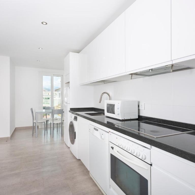 B51 Executive Flats Marbella - Apartamento Deluxe de 3 dormitorios con vistas al mar - 7