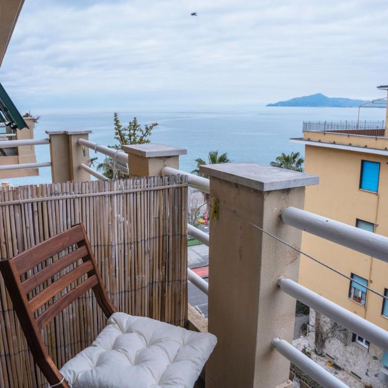 Albergo Celeste - Camera Matrimoniale/Doppia con Letti Singoli con Vista Mare Parziale - 7