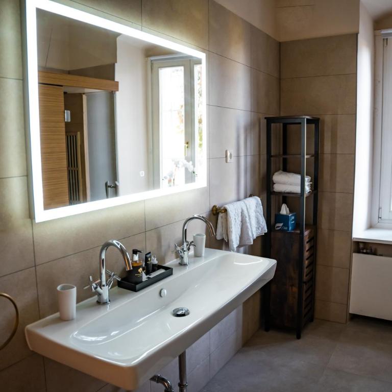 Palais Kneissl - Executive Suite - 2