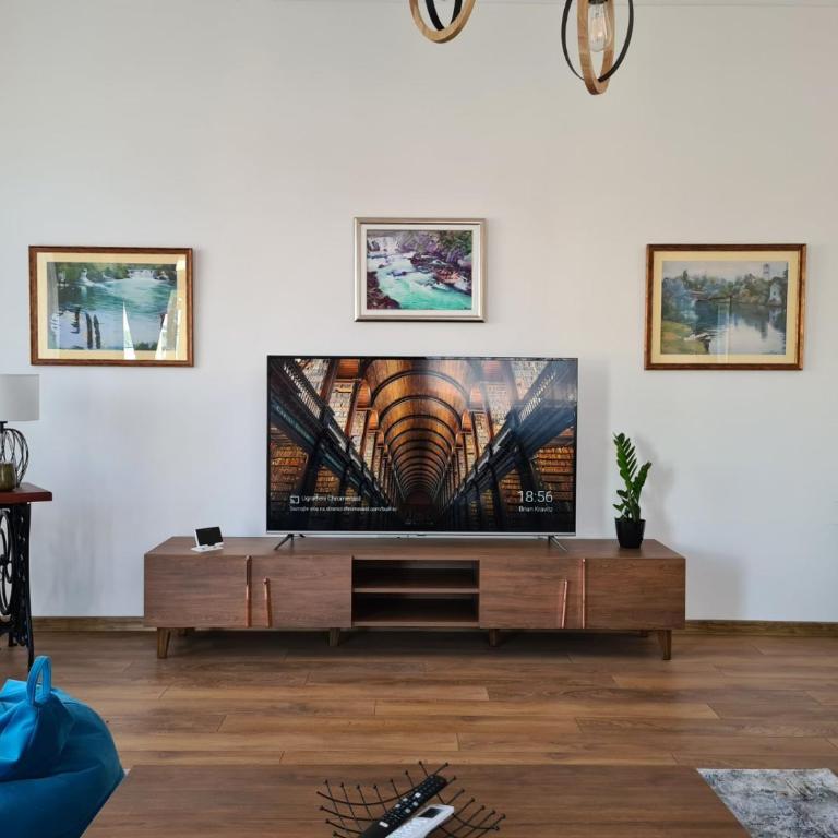 Penthouse City Center - Two-Bedroom Apartment - 7