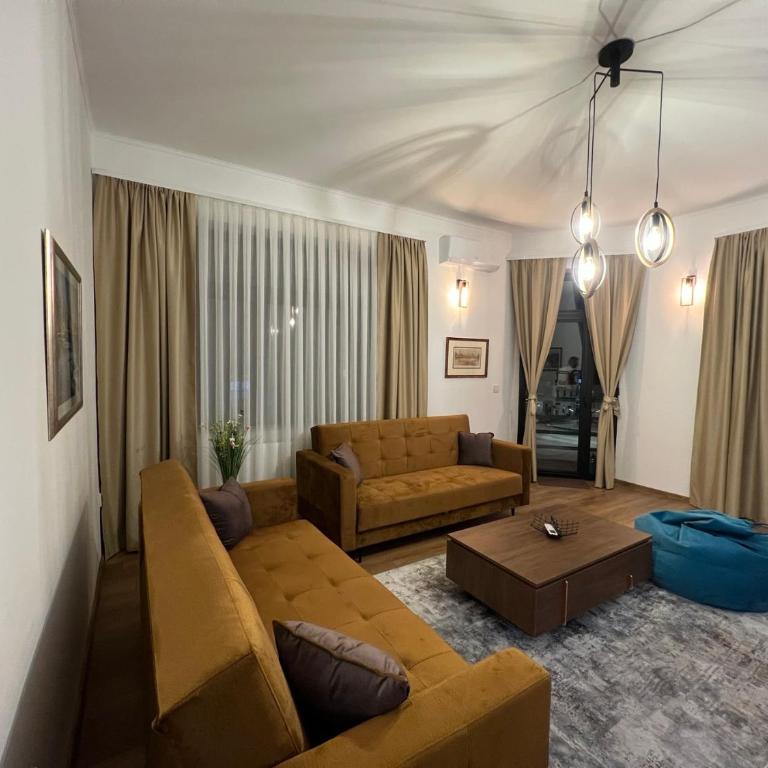 Penthouse City Center - Two-Bedroom Apartment - 3