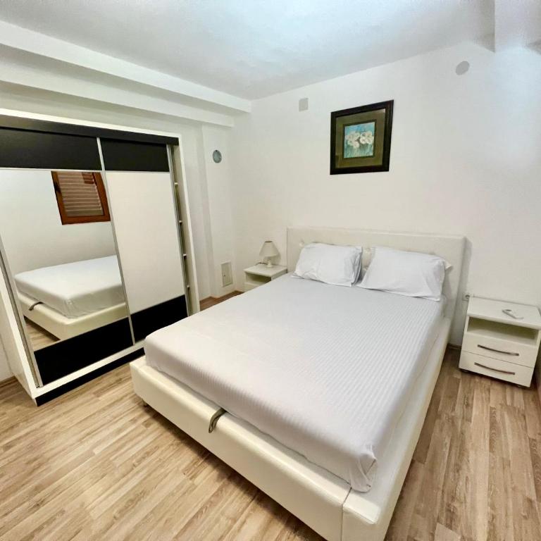 Apartments Family - Superior Apartman - 2