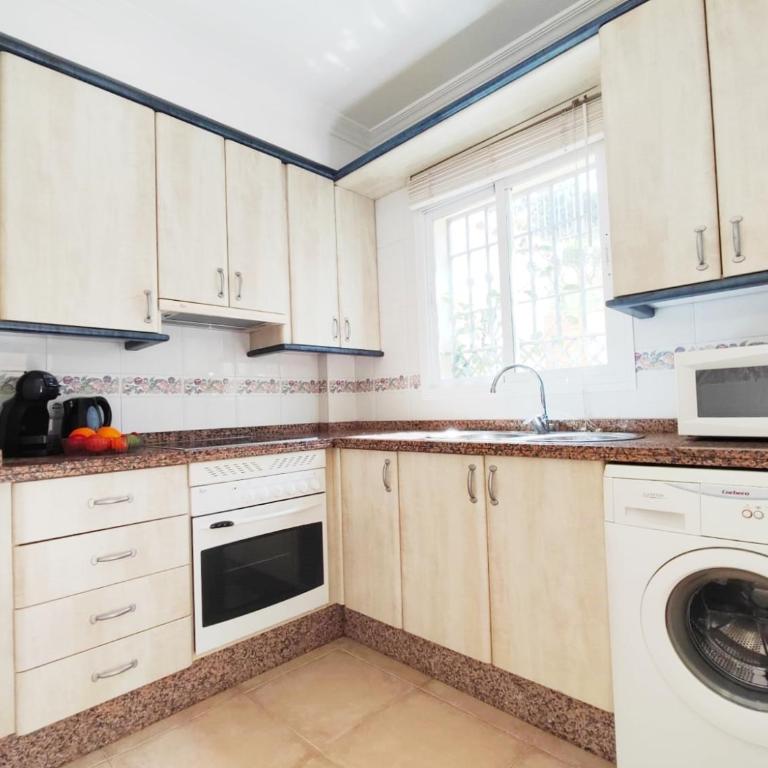 Lovely 2 bedroom townhouse in Fuentesol, Nerja - Apartamento de 2 dormitorios - 6