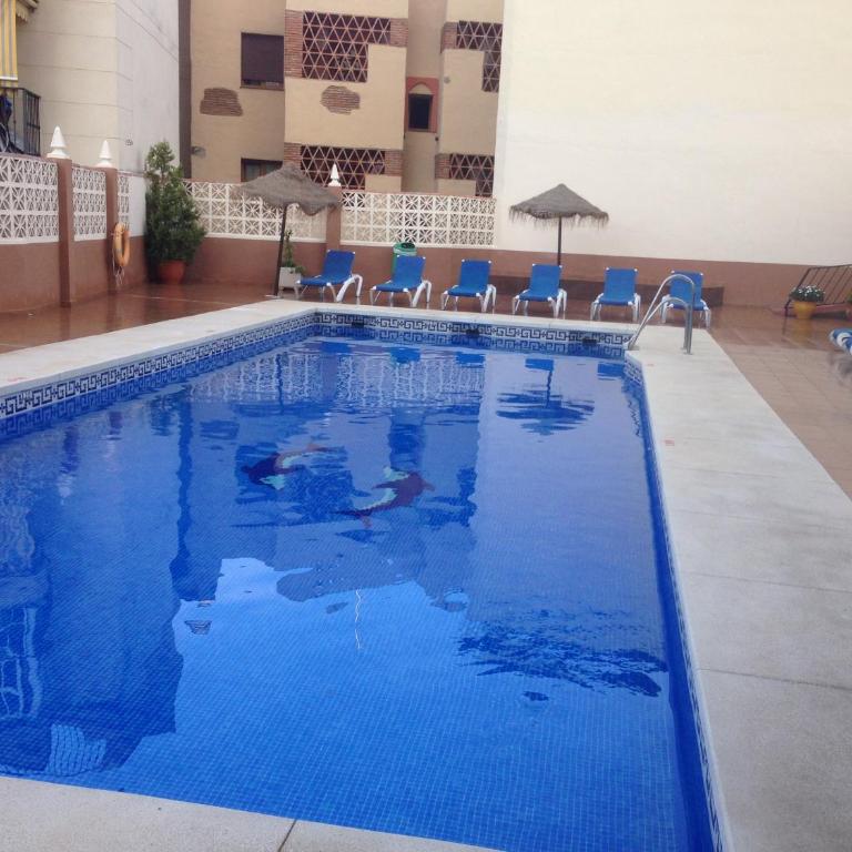 2 BEDROOM 2 BATHROOM APARTMENT in the heart of Fuengirola with big terrace and free parking space close to beach - Apartamento Deluxe - 32