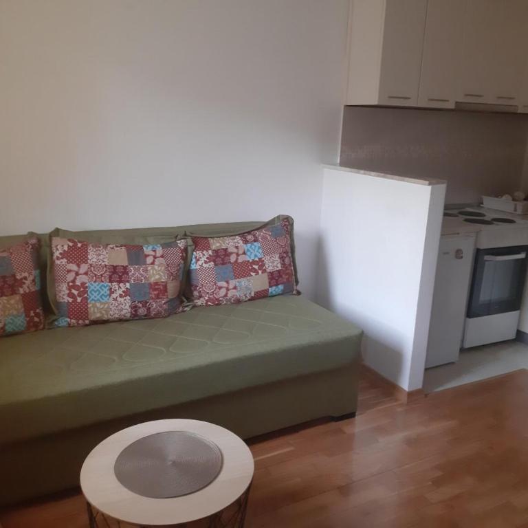 Apartman M&M - One-Bedroom Apartment - 8