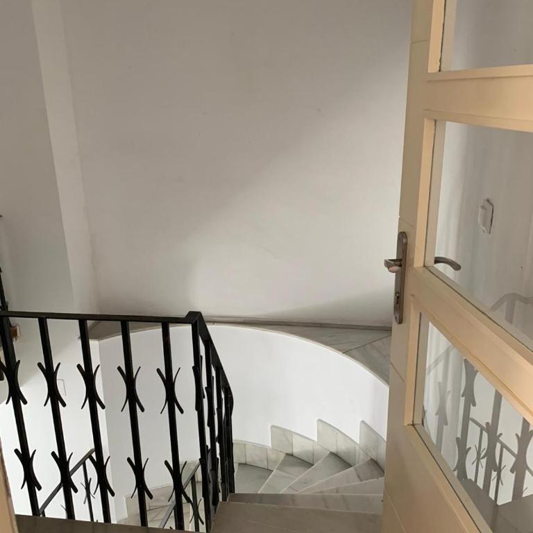 Mooi en erg ruim appartement met een openhaard - Apartamento de 3 dormitorios - 3