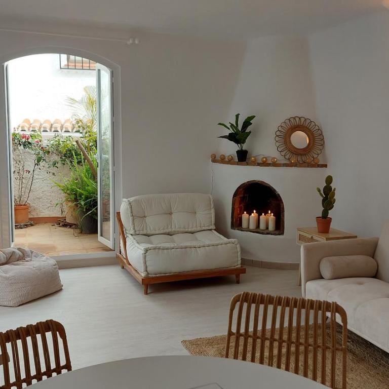 New Boho Home with Balcony, Private Garden and Communal Pool - Casa de 2 dormitorios - 19